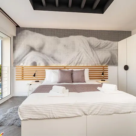 Dioniz Luxury Apartment